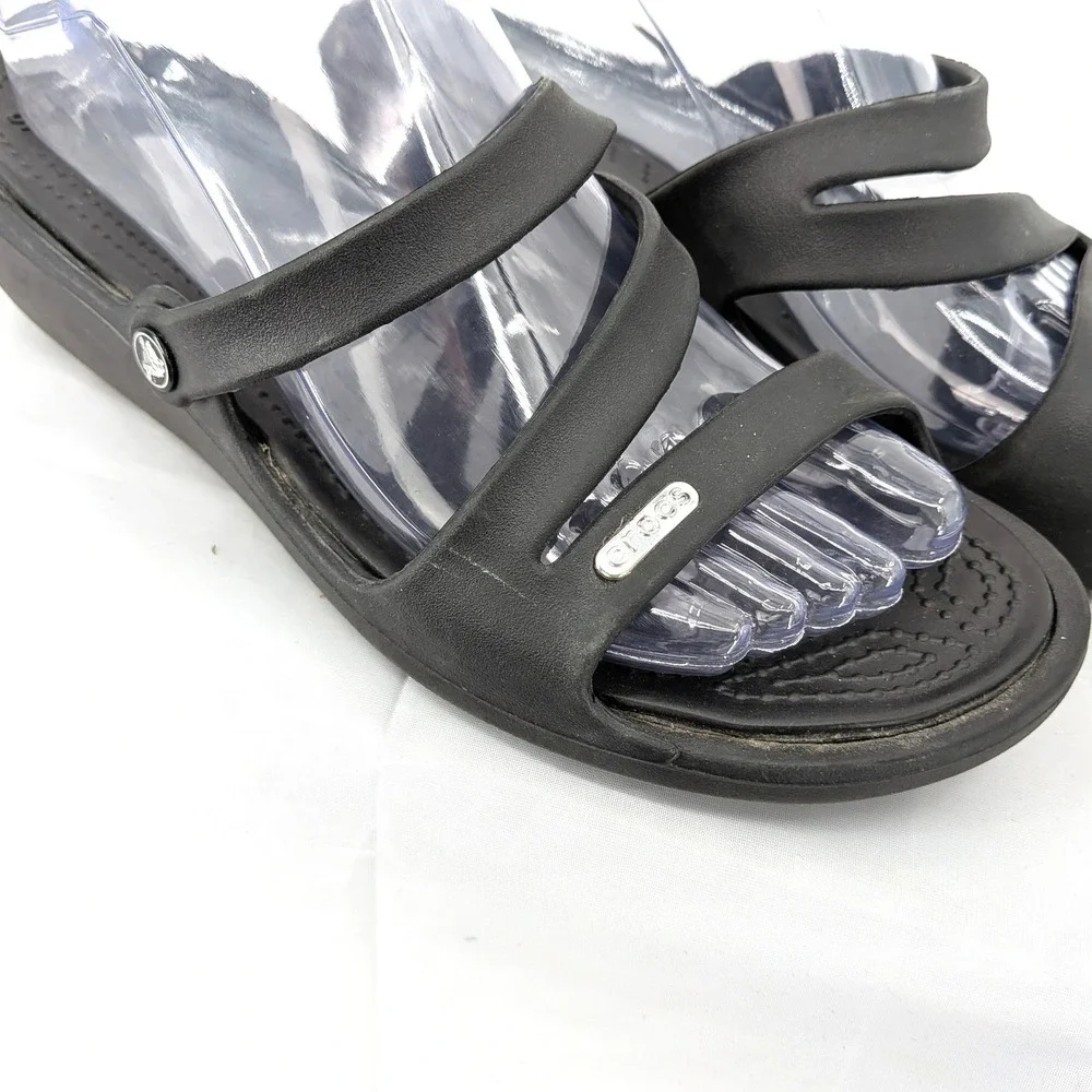 Crocs Comfort Sandals Black Strappy Lightweight Slip On Casual 8‎